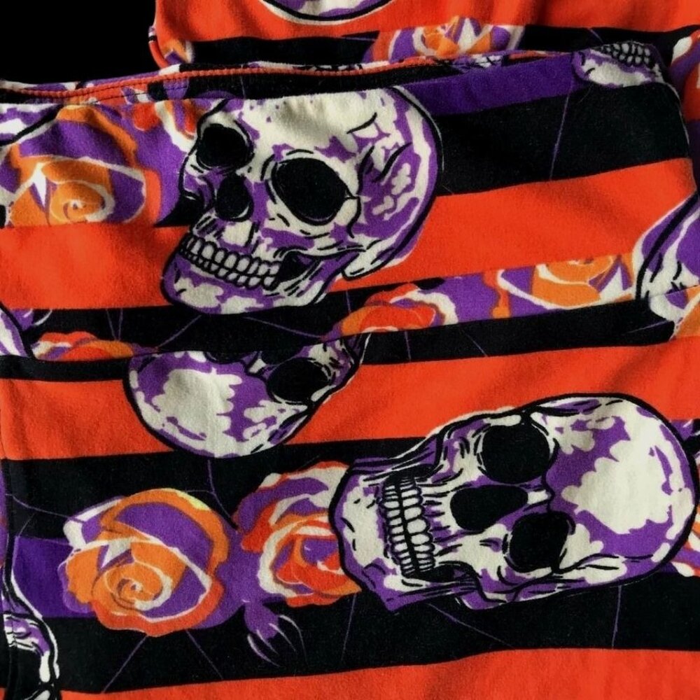 LulaRoe Halloween Leggings Tall Curvy 32 inch Skull Floral TrickTreat Fe… - Picture 8 of 13